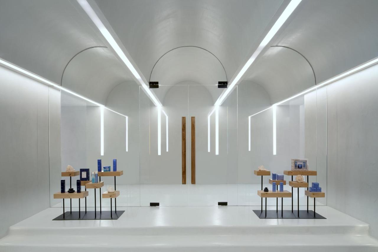 Mykonos Grand & Hotel
