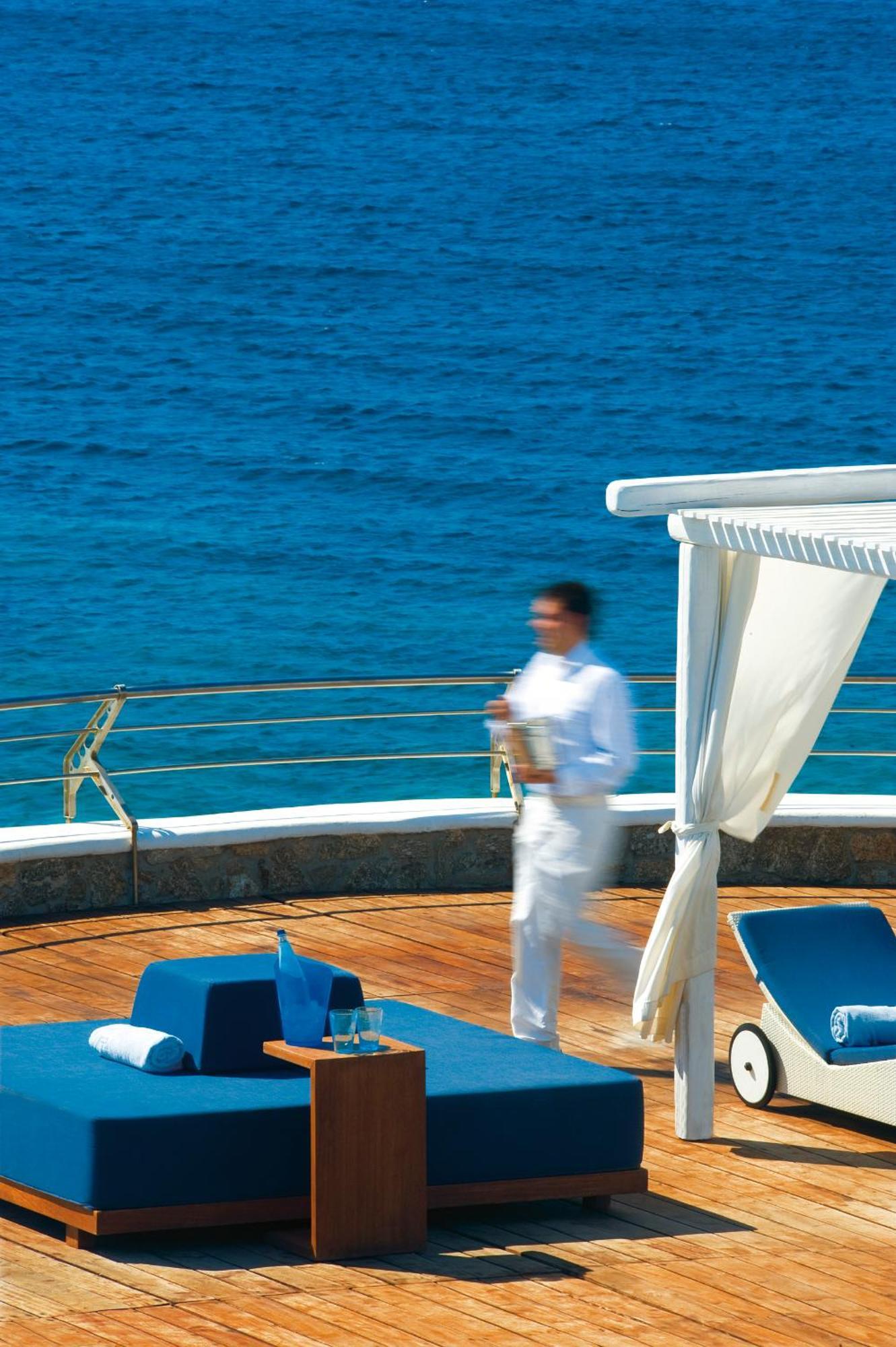 Hotel Mykonos Grand & Agios Ioannis Diakoftis