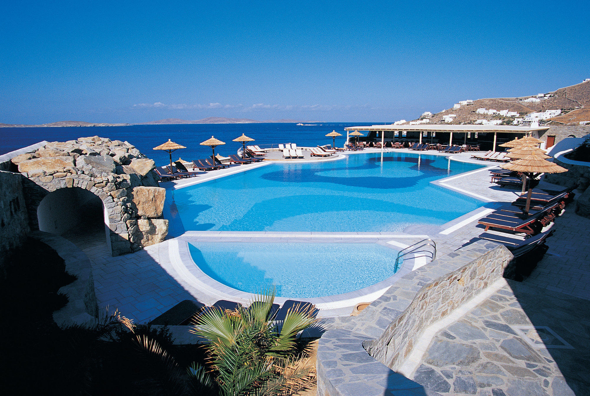 Hotel Mykonos Grand & Agios Ioannis Diakoftis